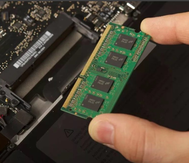 Замена оперативной памяти на ноутбуке Замена оперативной памяти на ноутбуке в Ивановском районе Москвы