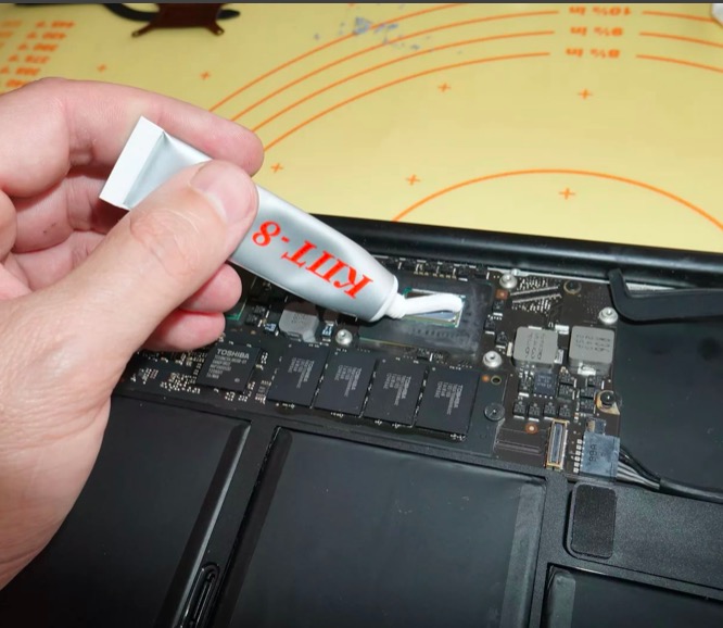 замена термопасты macbook в Ивановском районе Москвы замена термопасты macbook pro